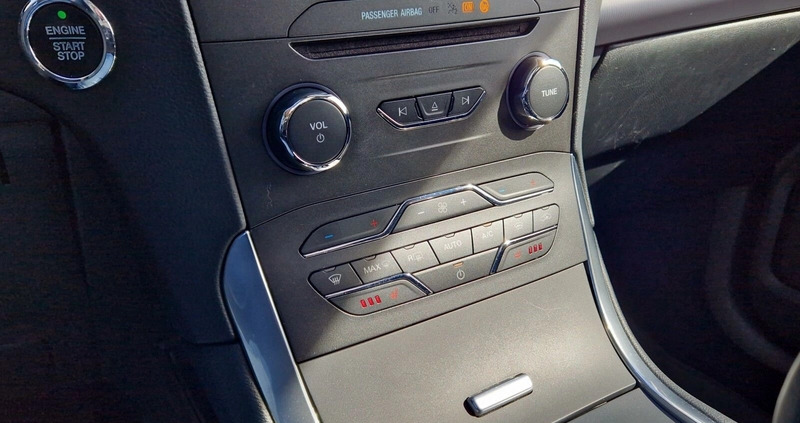 Ford S-Max cena 69900 przebieg: 153976, rok produkcji 2017 z Boguchwała małe 436